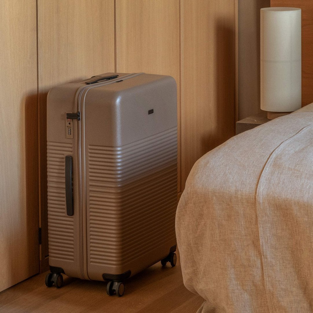 Large Check-In Case | Clay | Premium & Sustainable